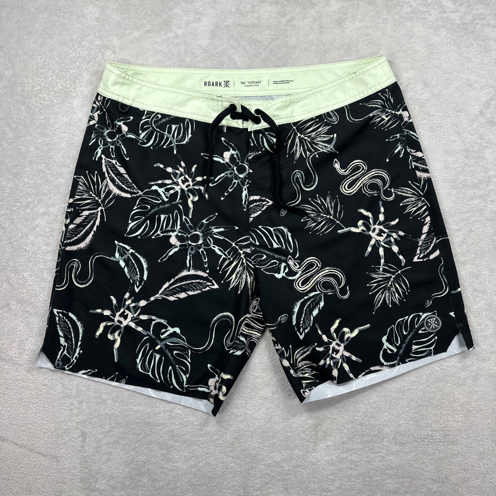 Roark Boardshorts Mens 36 Black The Passage Tropical Spider Snake Print Trunks